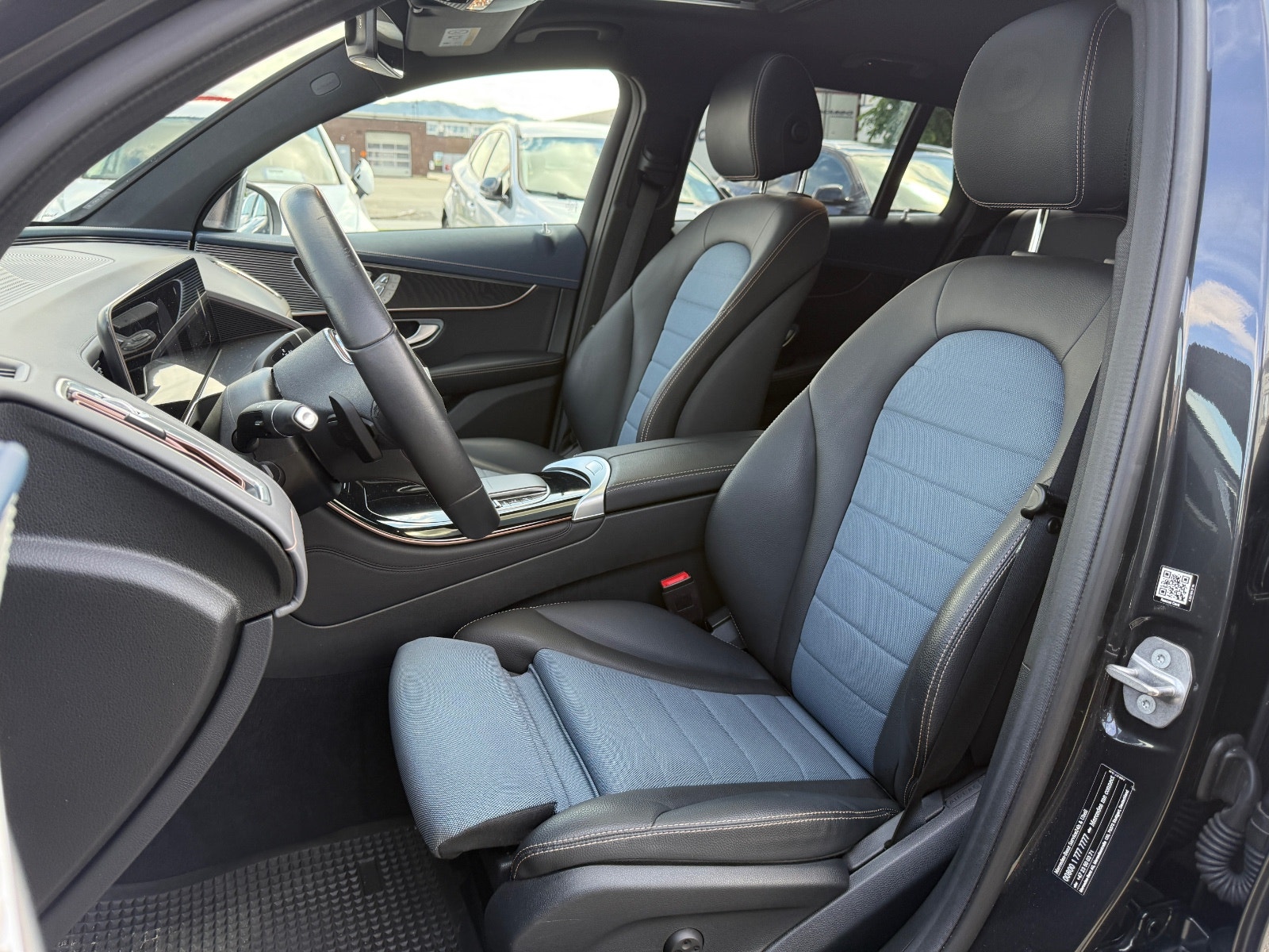 Hovedbilde av Mercedes-Benz EQC400