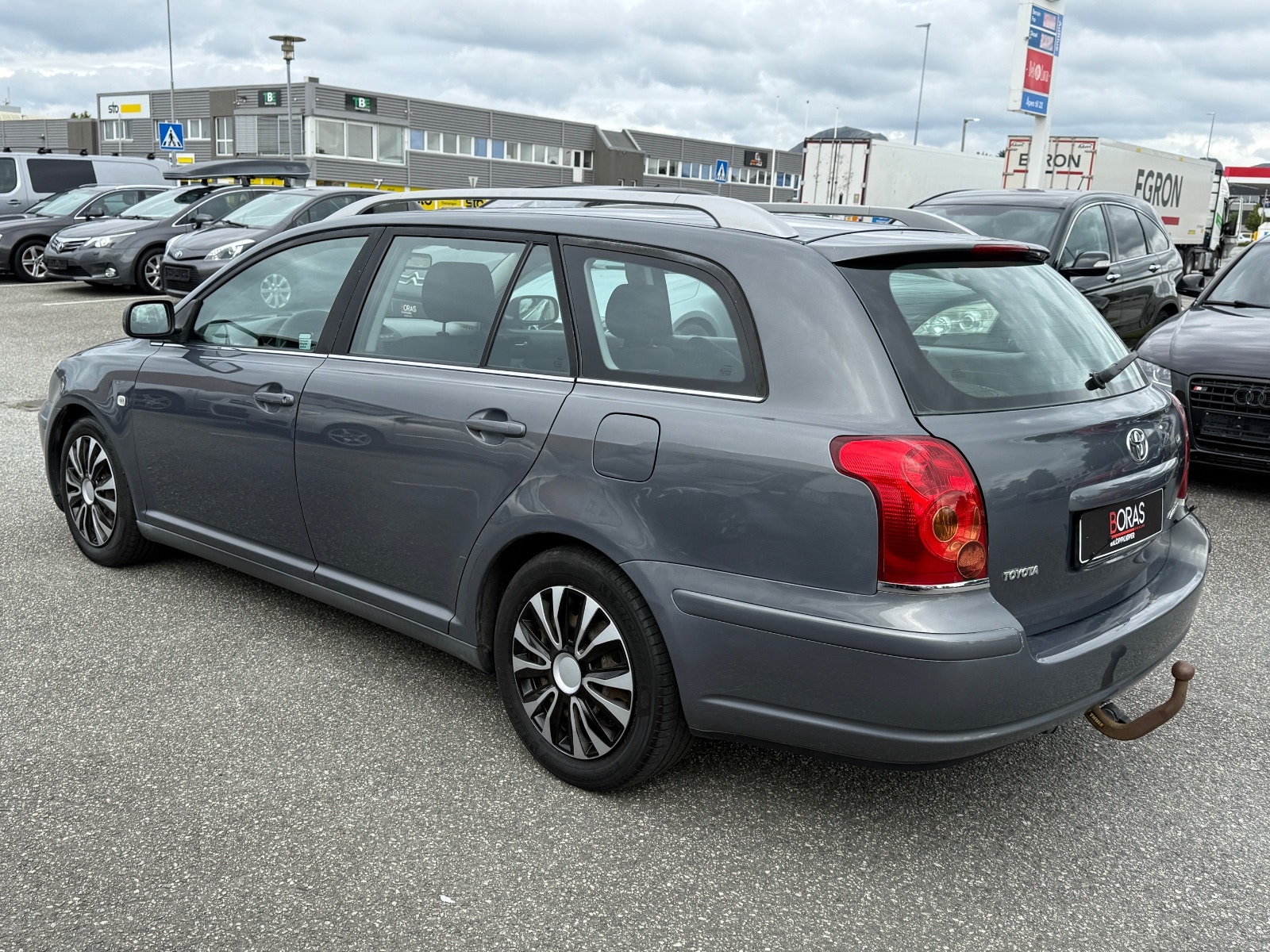 Hovedbilde av Toyota Avensis