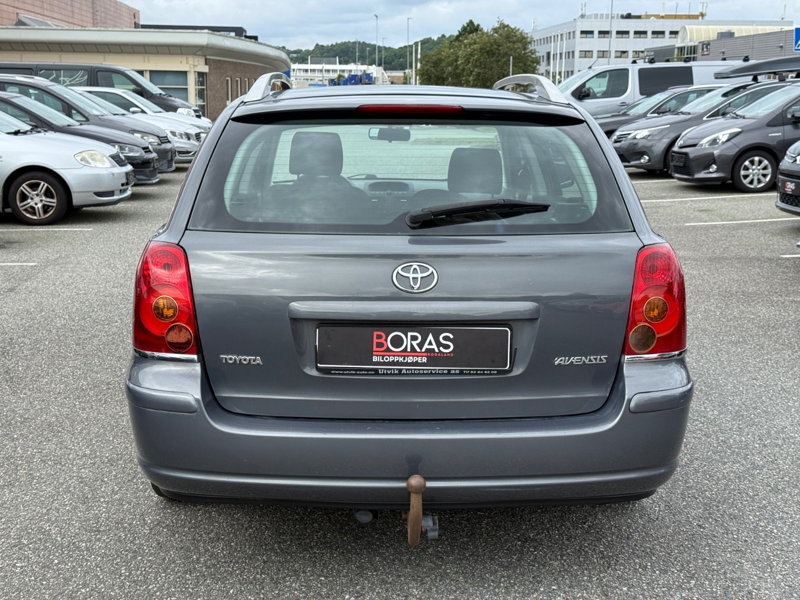 Hovedbilde av Toyota Avensis