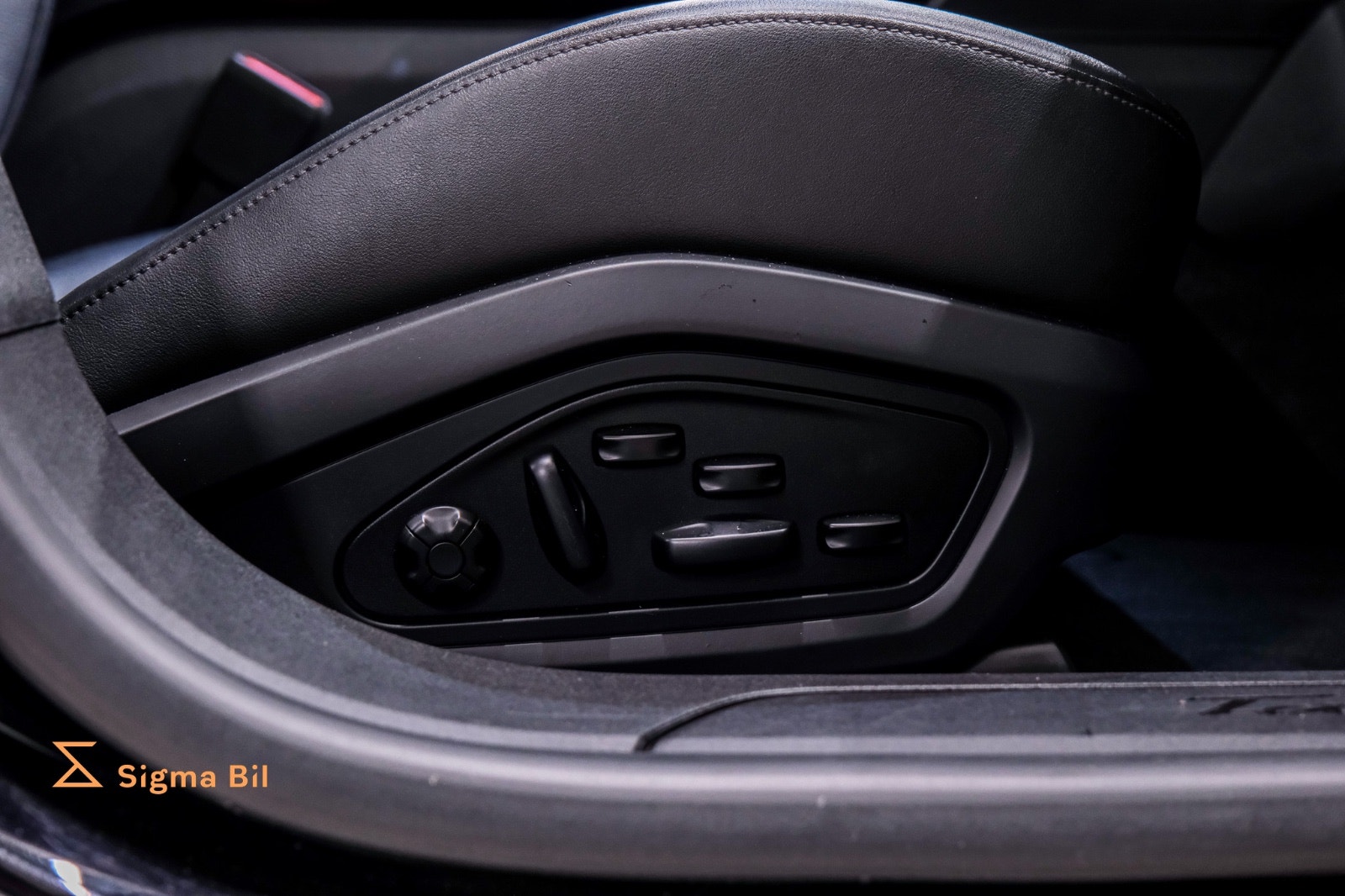 Bilde av Porsche Taycan 4