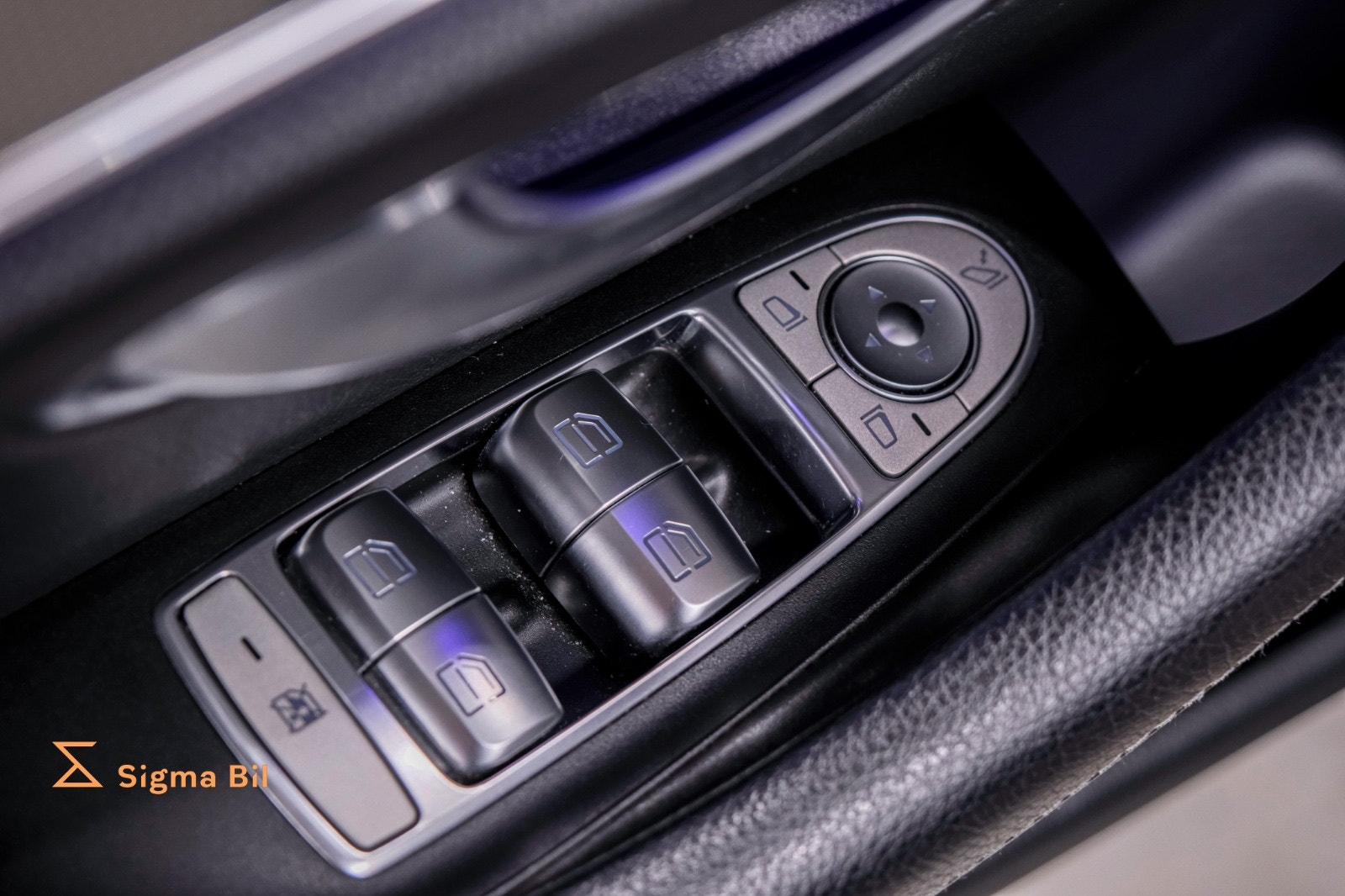 Bilde av Mercedes-Benz E350 e