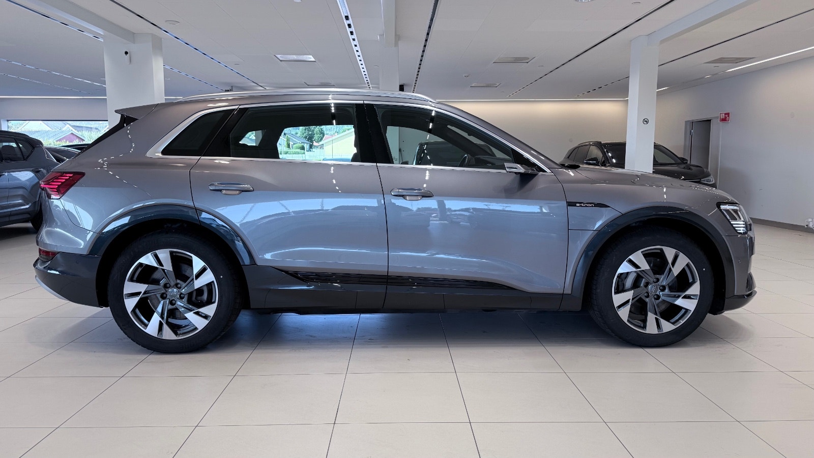 Hovedbilde av Audi e-tron