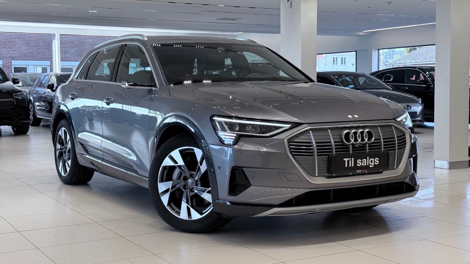 Hovedbilde av Audi e-tron