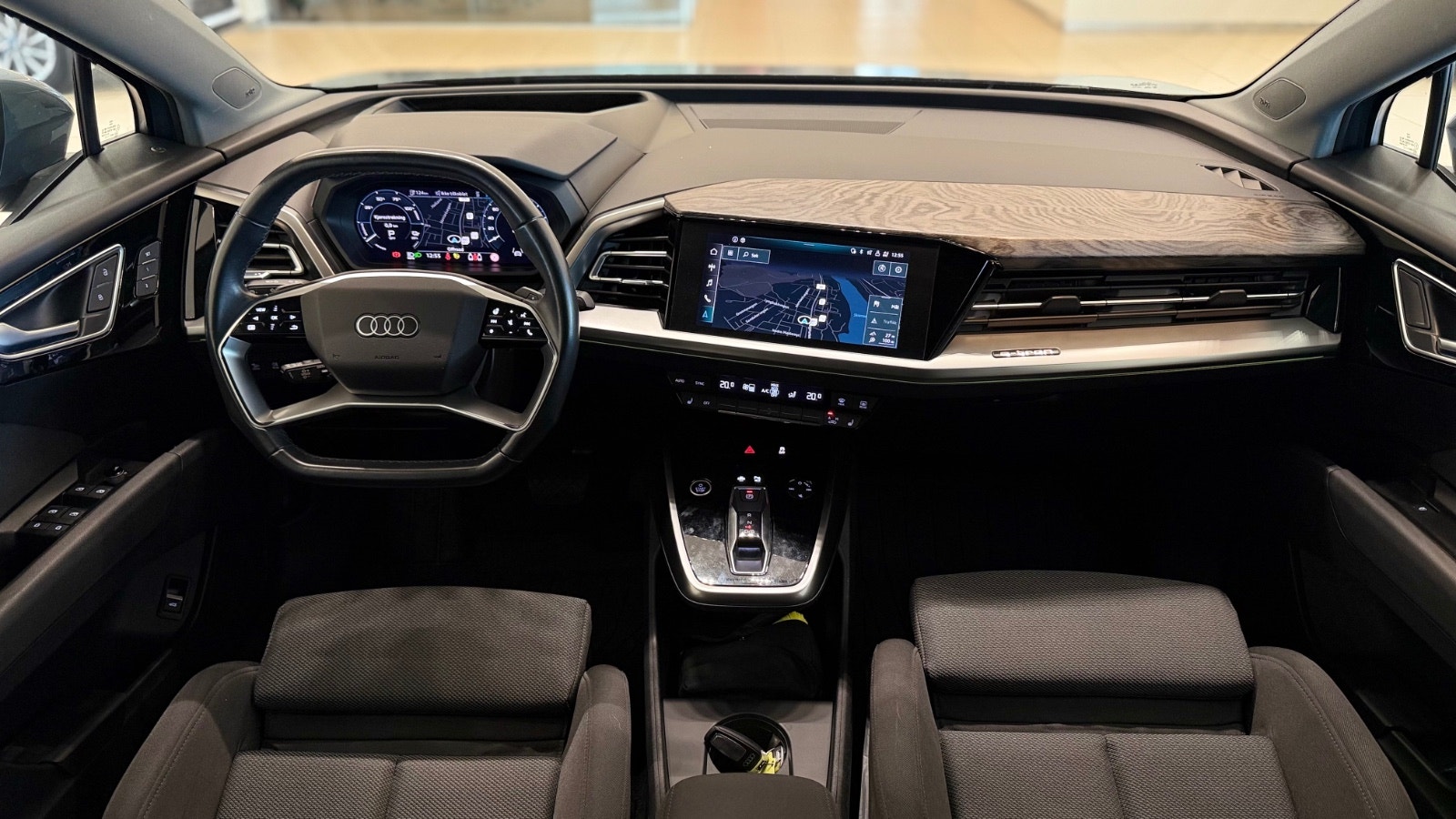 Hovedbilde av Audi Q4 e-tron