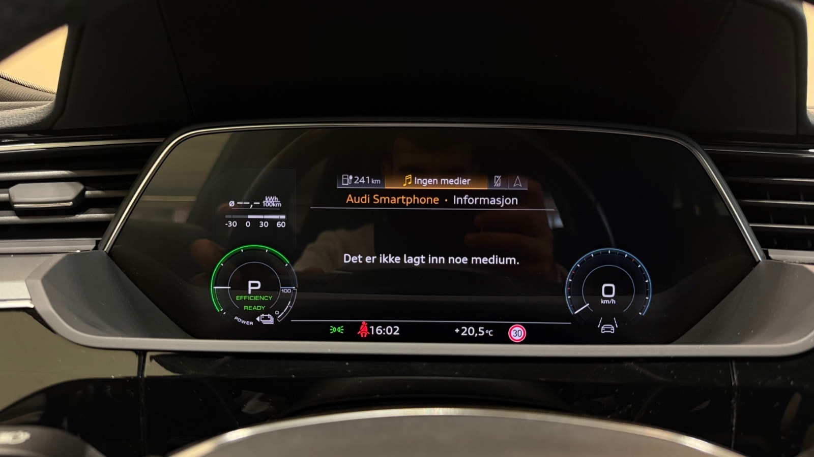 Hovedbilde av Audi e-tron