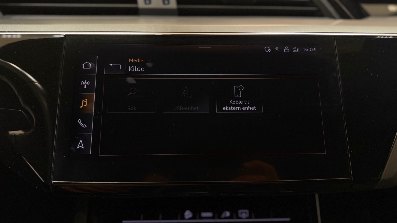 Hovedbilde av Audi e-tron