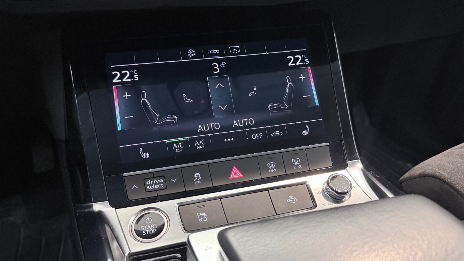 Hovedbilde av Audi e-tron