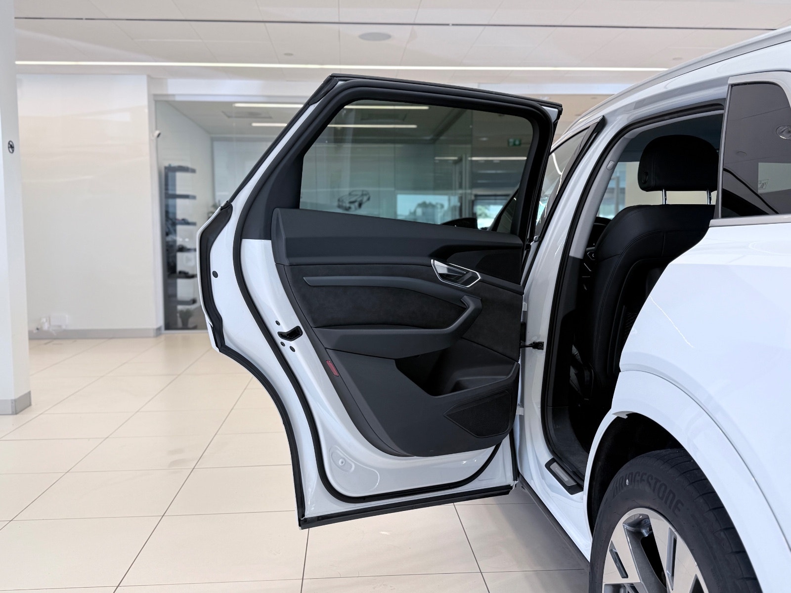 Hovedbilde av Audi e-tron