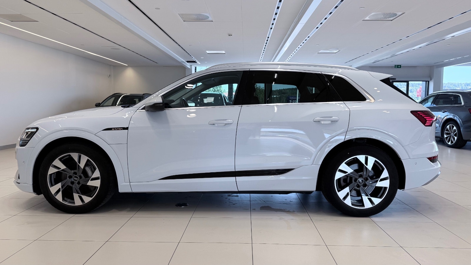 Hovedbilde av Audi e-tron