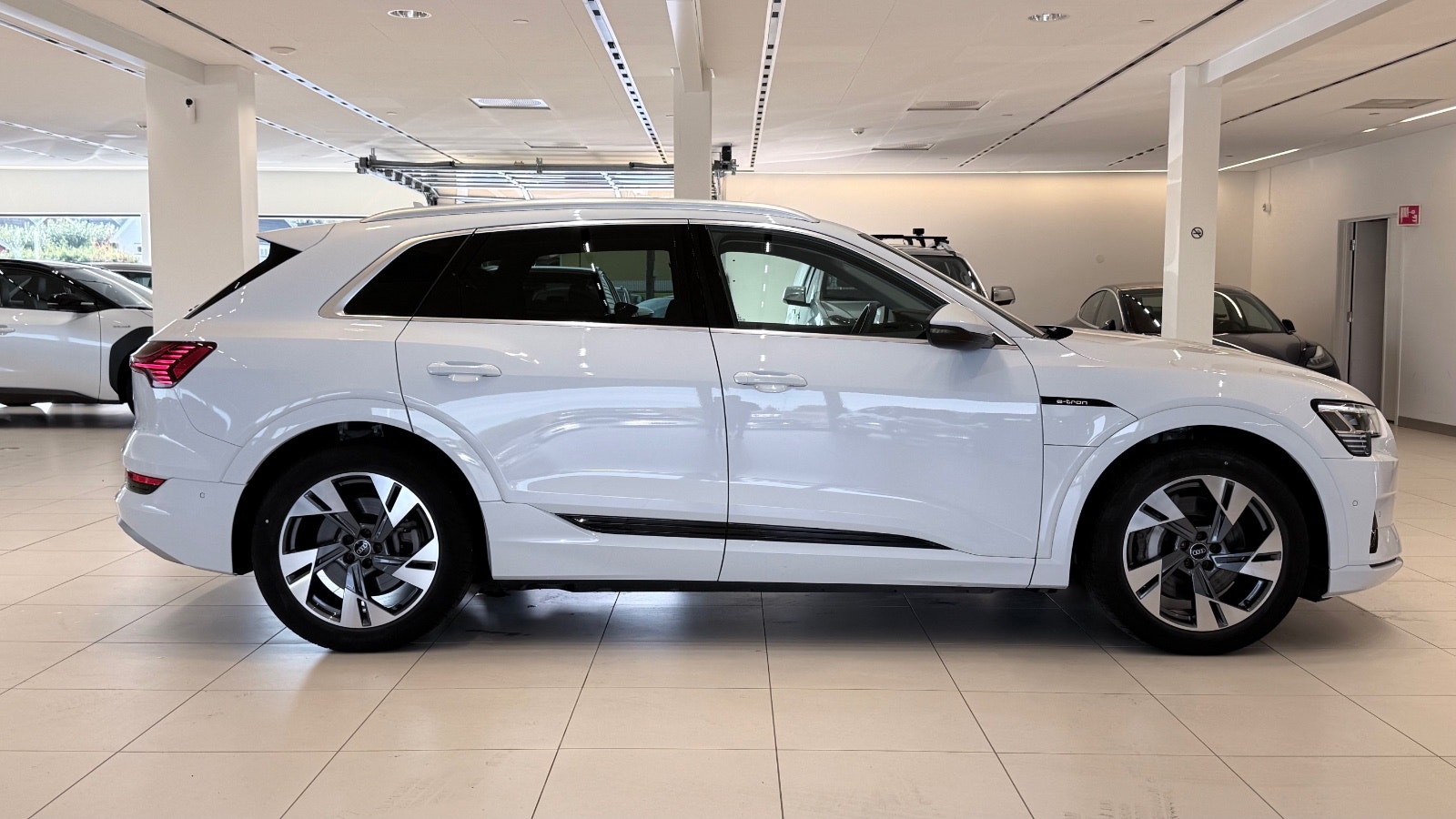 Hovedbilde av Audi e-tron