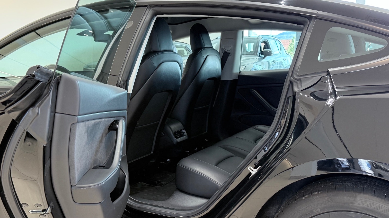 Hovedbilde av Tesla Model 3