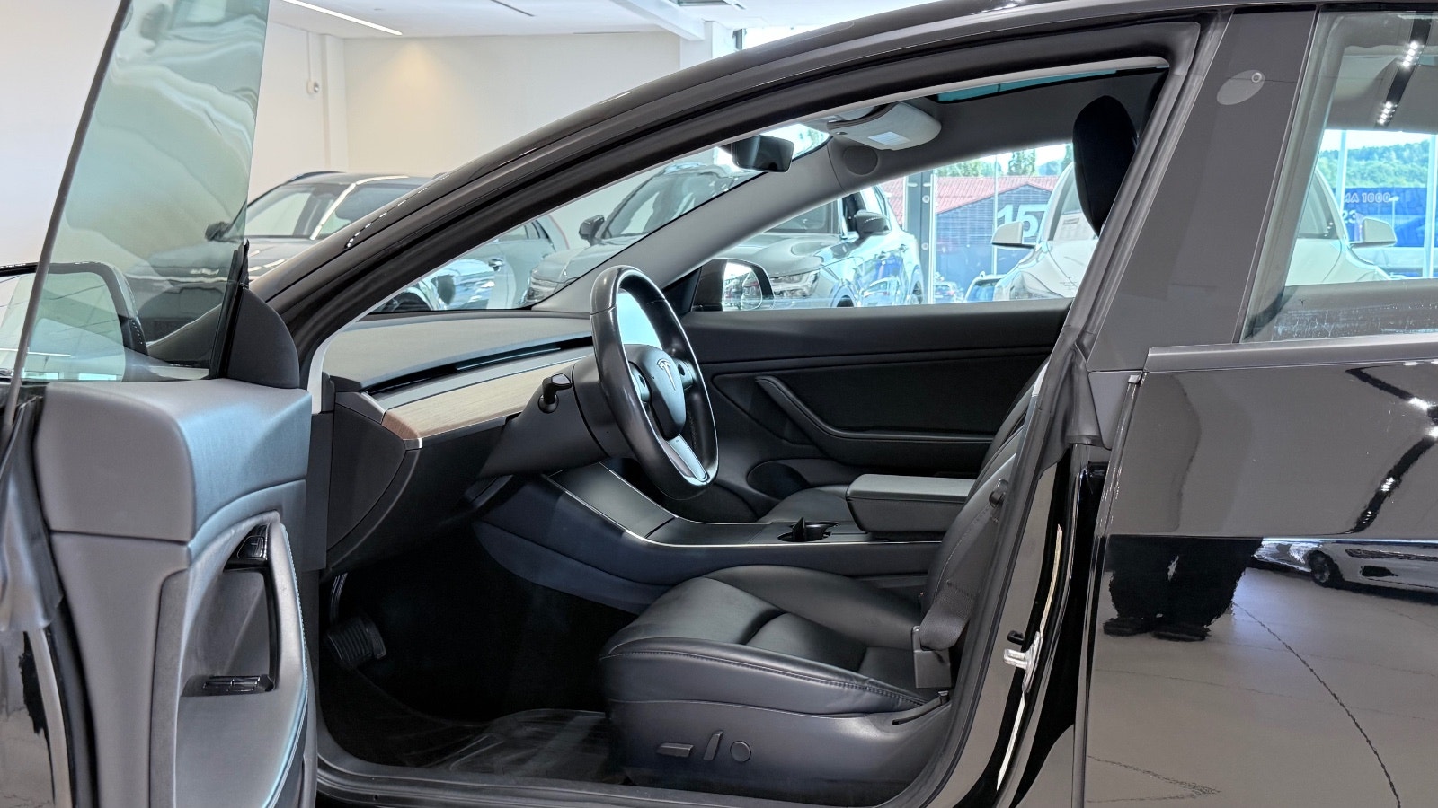 Hovedbilde av Tesla Model 3