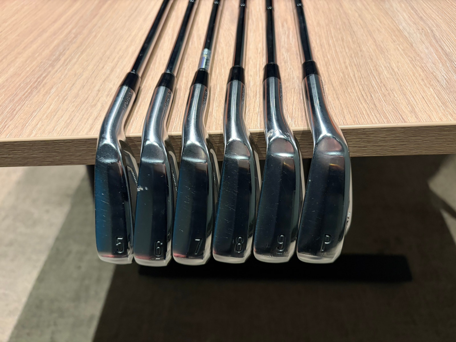 Srixon ZXi 5 5-PW Stiff | FINN-torget