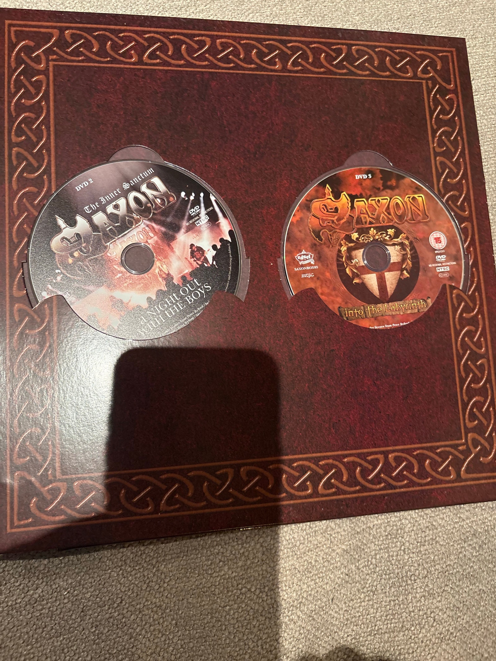 Saxon - Solid Book of Rock CD Box set | FINN-torget
