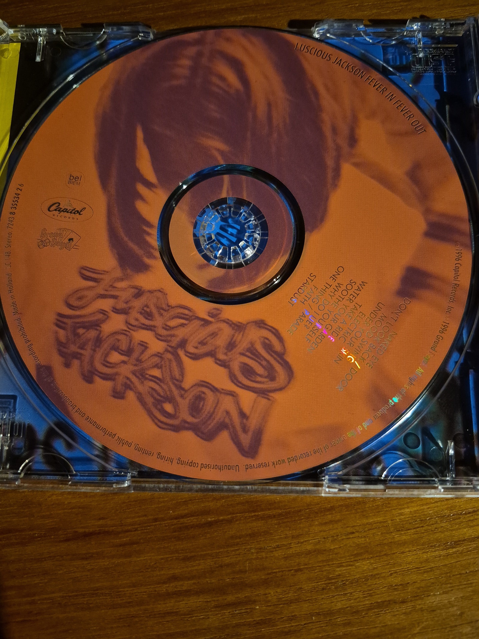 Luscious Jackson – Fever In Fever Out CD-album | FINN-torget