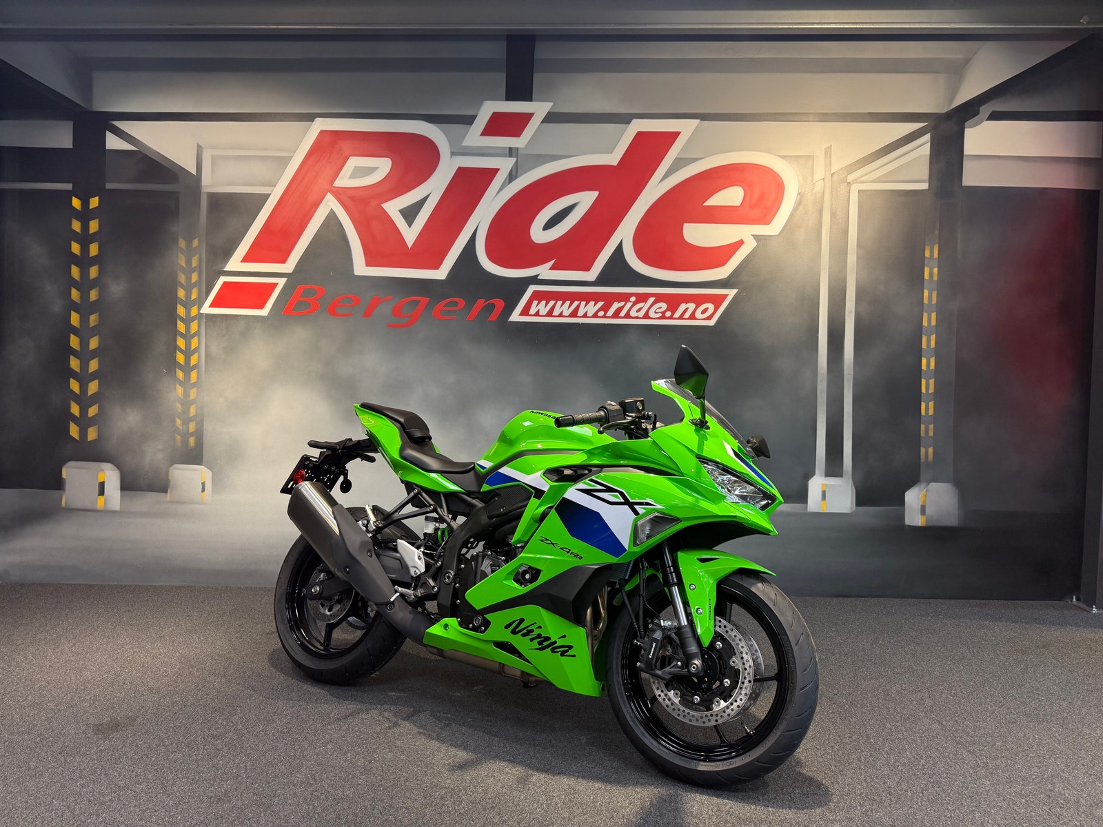 【2026/4/15】yoshitokun Til salgs: Kawasaki ZX-4RR - 2026 | FINN.no