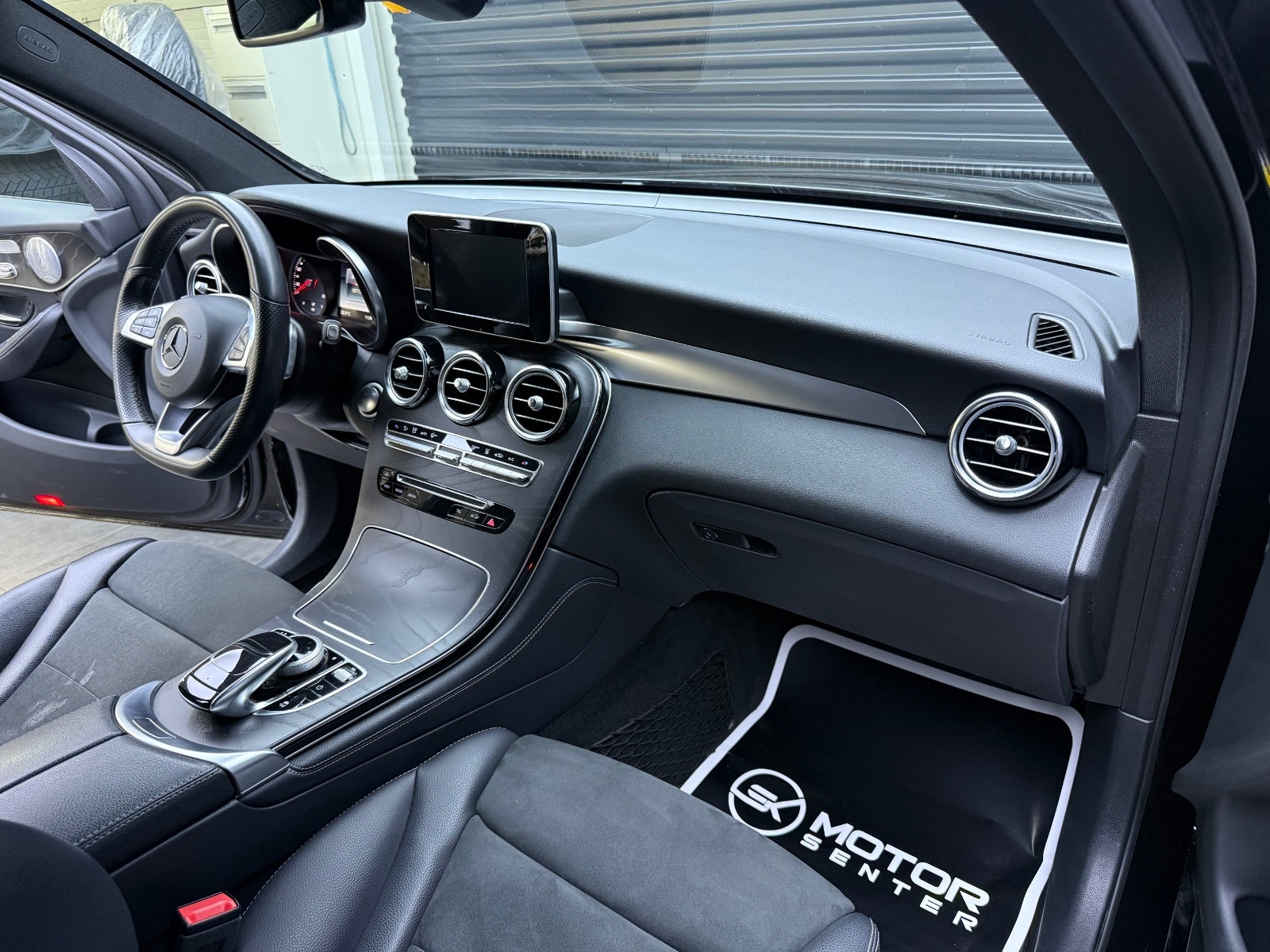 Hovedbilde av Mercedes-Benz GLC350 e