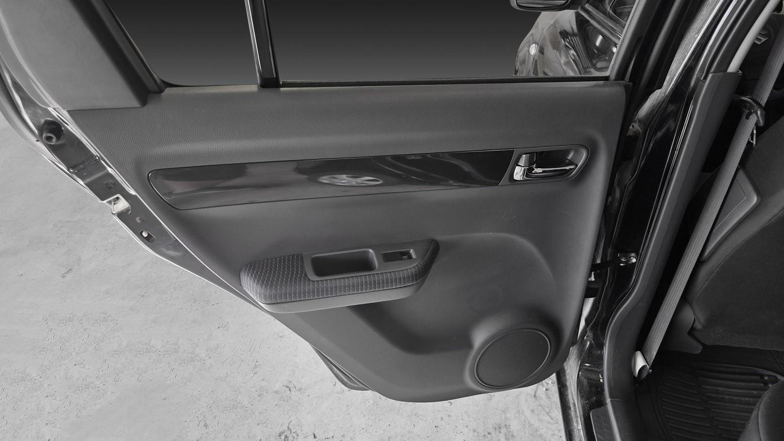 Suzuki Swift - Photo 4