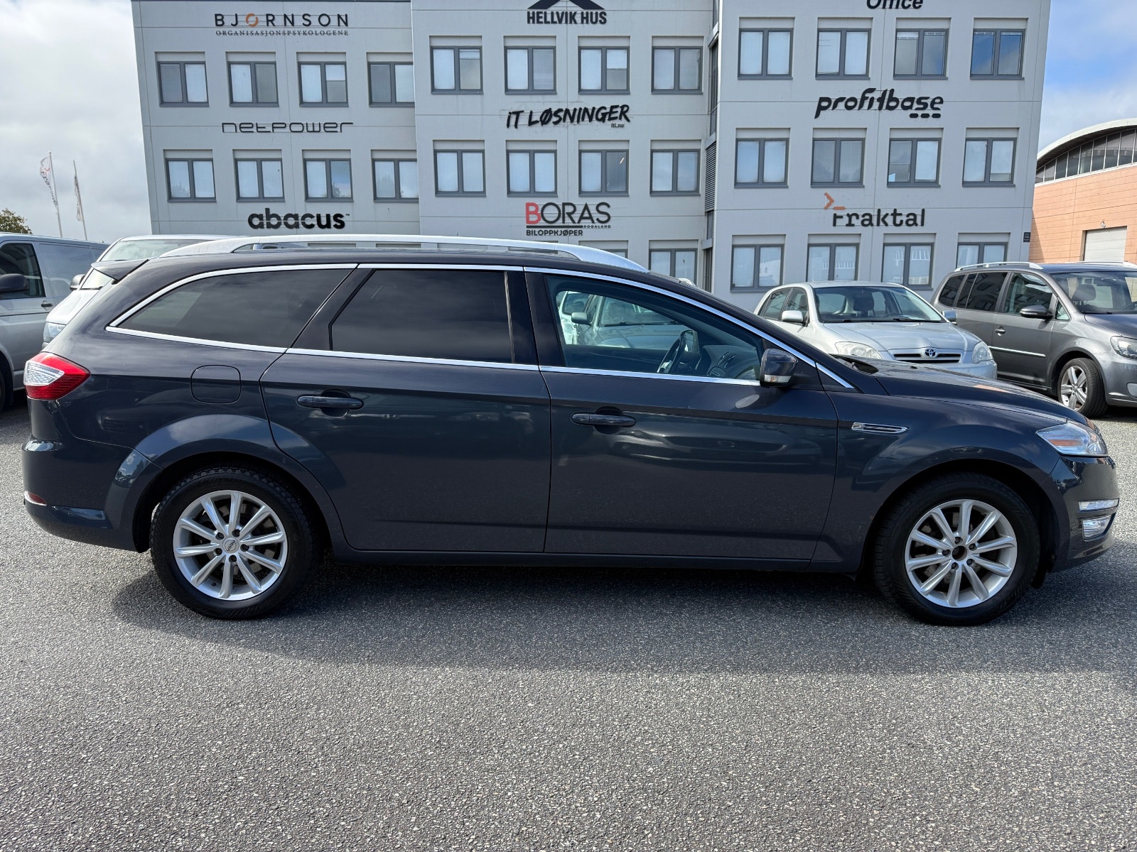 Hovedbilde av Ford Mondeo