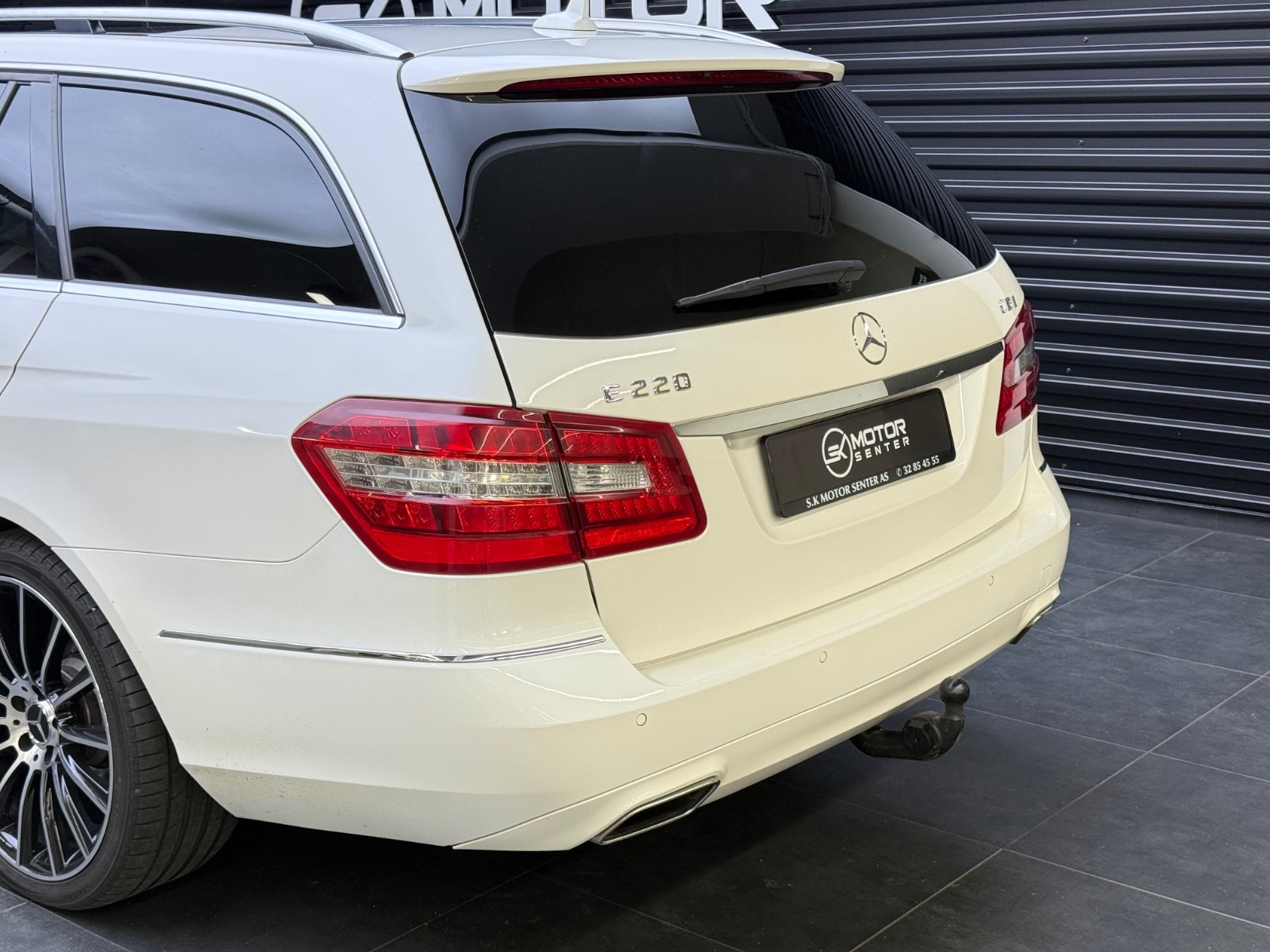 Hovedbilde av Mercedes-Benz E220