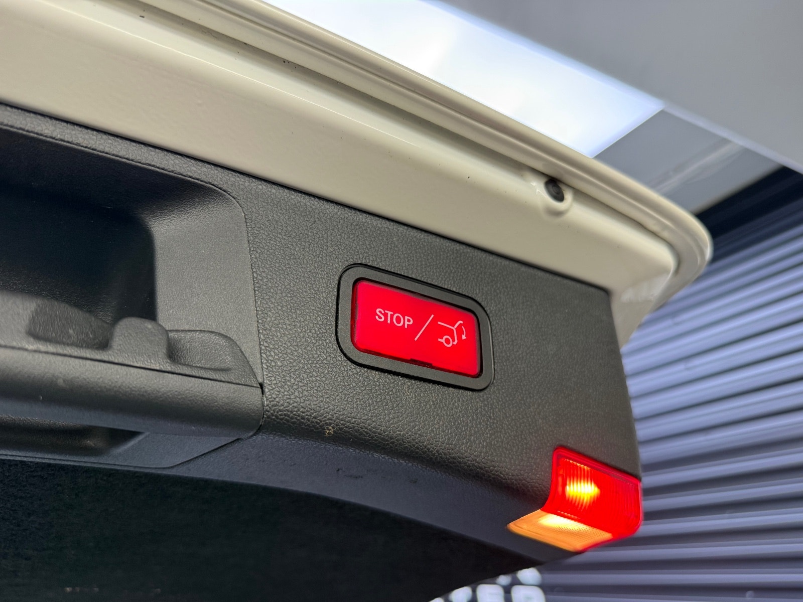 Hovedbilde av Mercedes-Benz E220