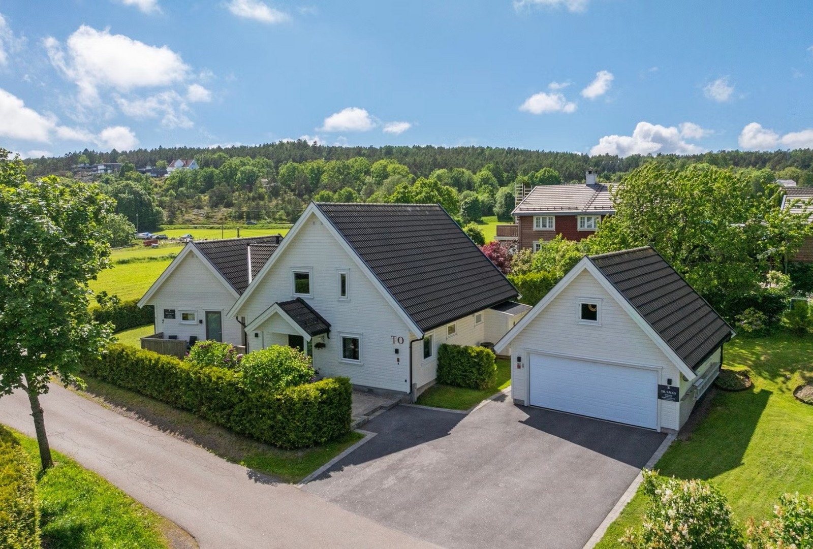 Utleiemegleren Vestfold TJØME - Flott familiebolig nær sjøen! - Dobbel garasje - 4 soverom - Leieperiode: 1/1 - 30/6-27 Maries vei 2, Tjøme 204 m² 16 0
