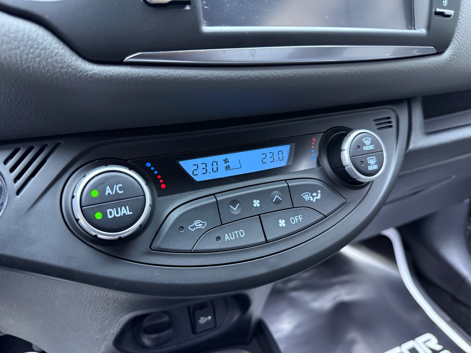 Hovedbilde av Toyota Yaris
