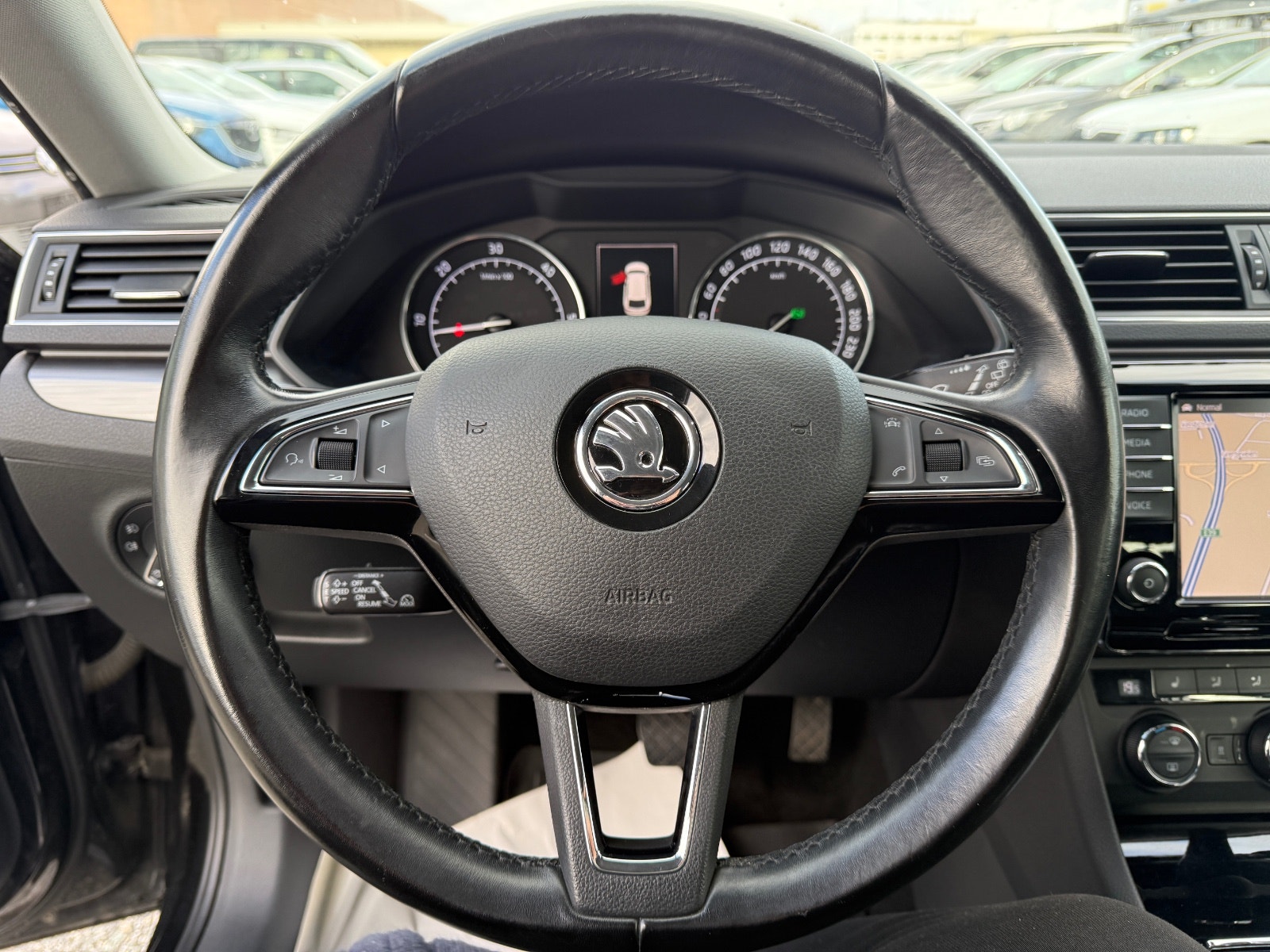 Hovedbilde av Skoda Superb