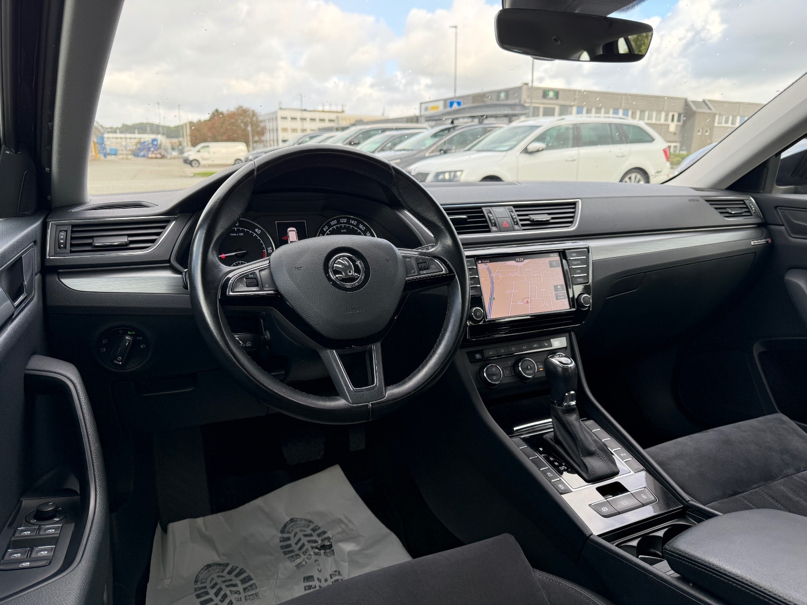 Hovedbilde av Skoda Superb