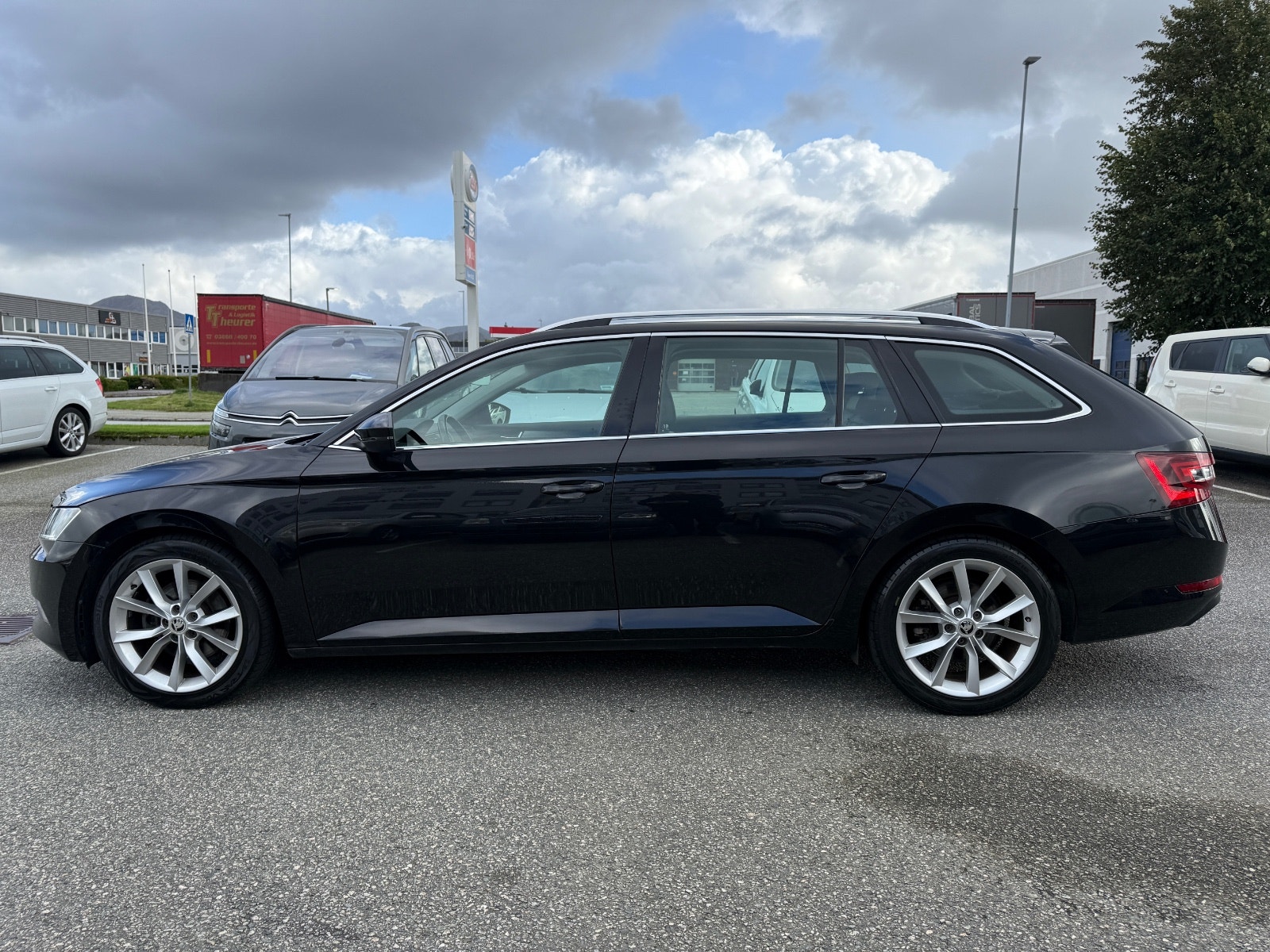 Hovedbilde av Skoda Superb