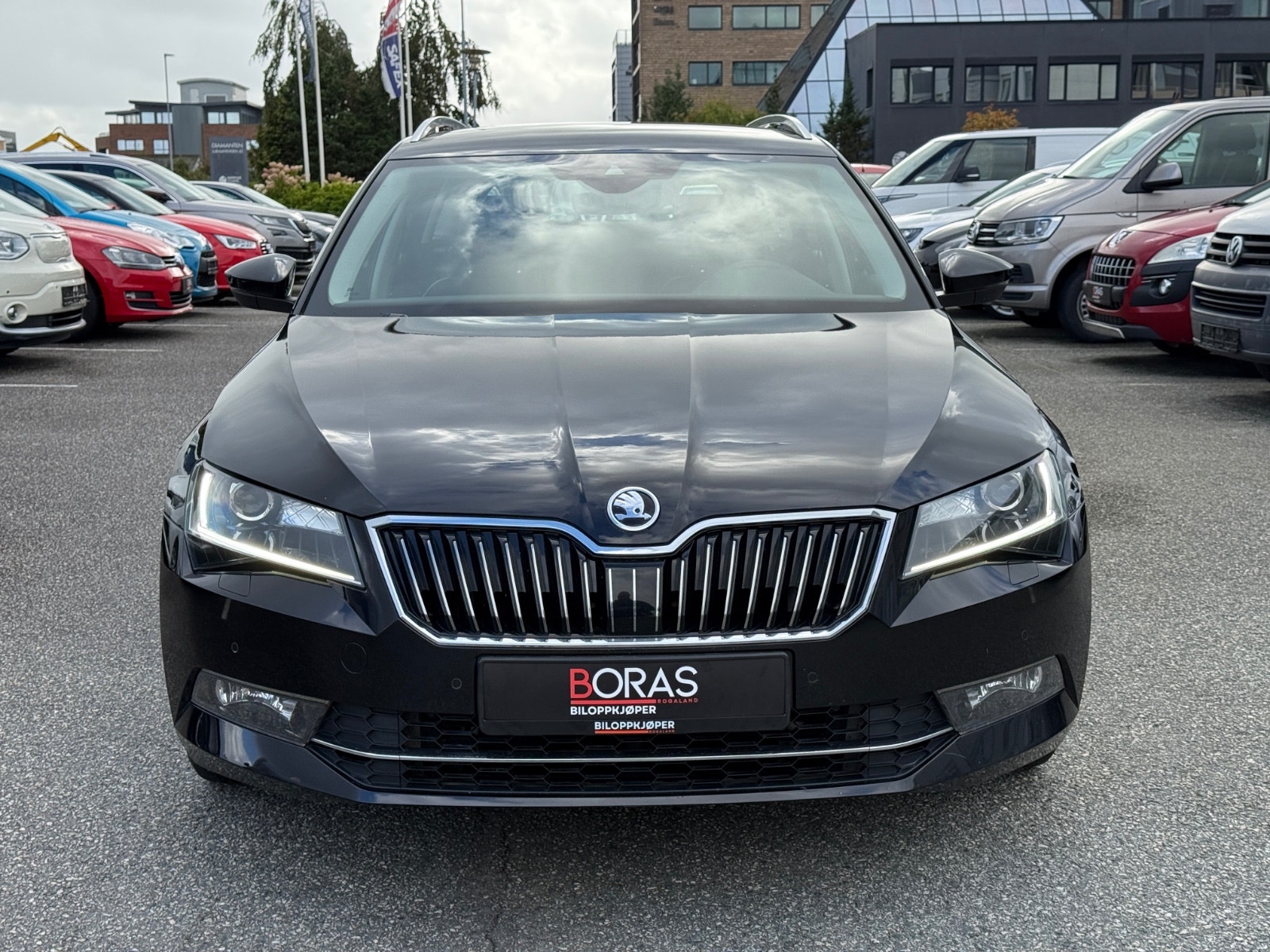 Hovedbilde av Skoda Superb