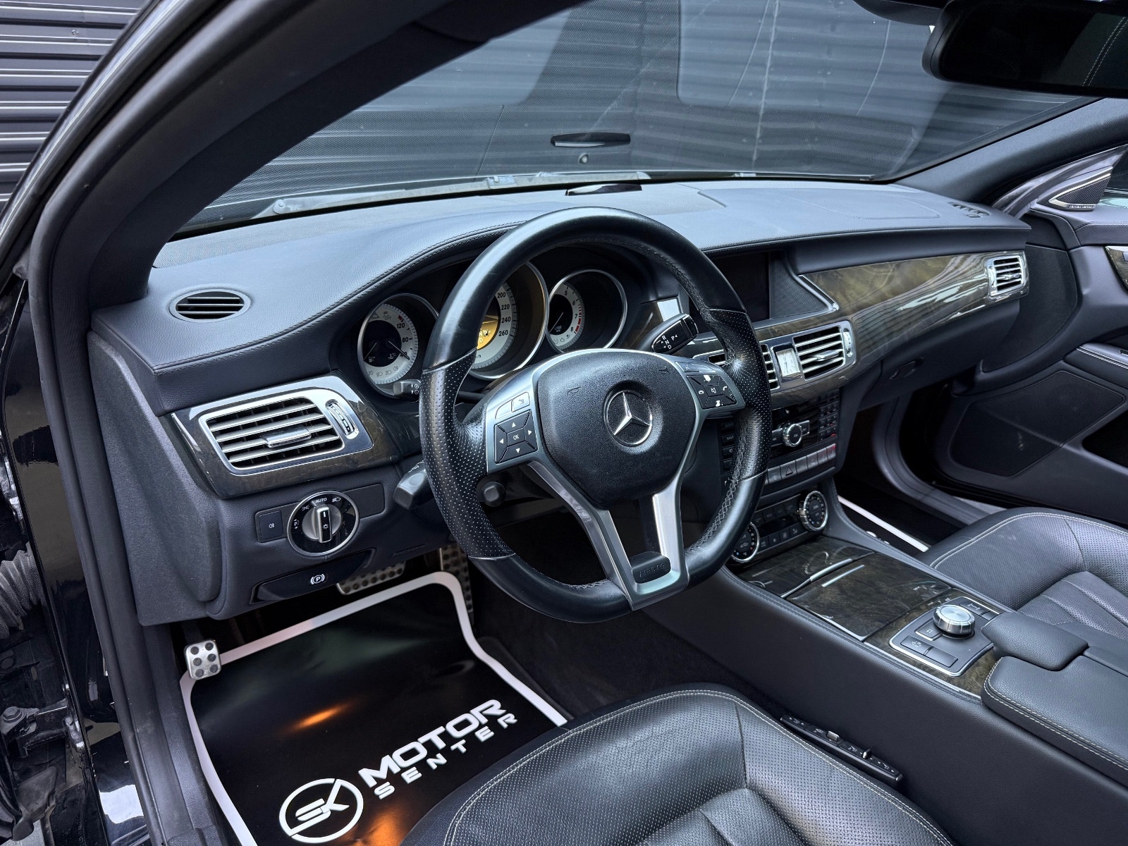 Hovedbilde av Mercedes-Benz CLS500