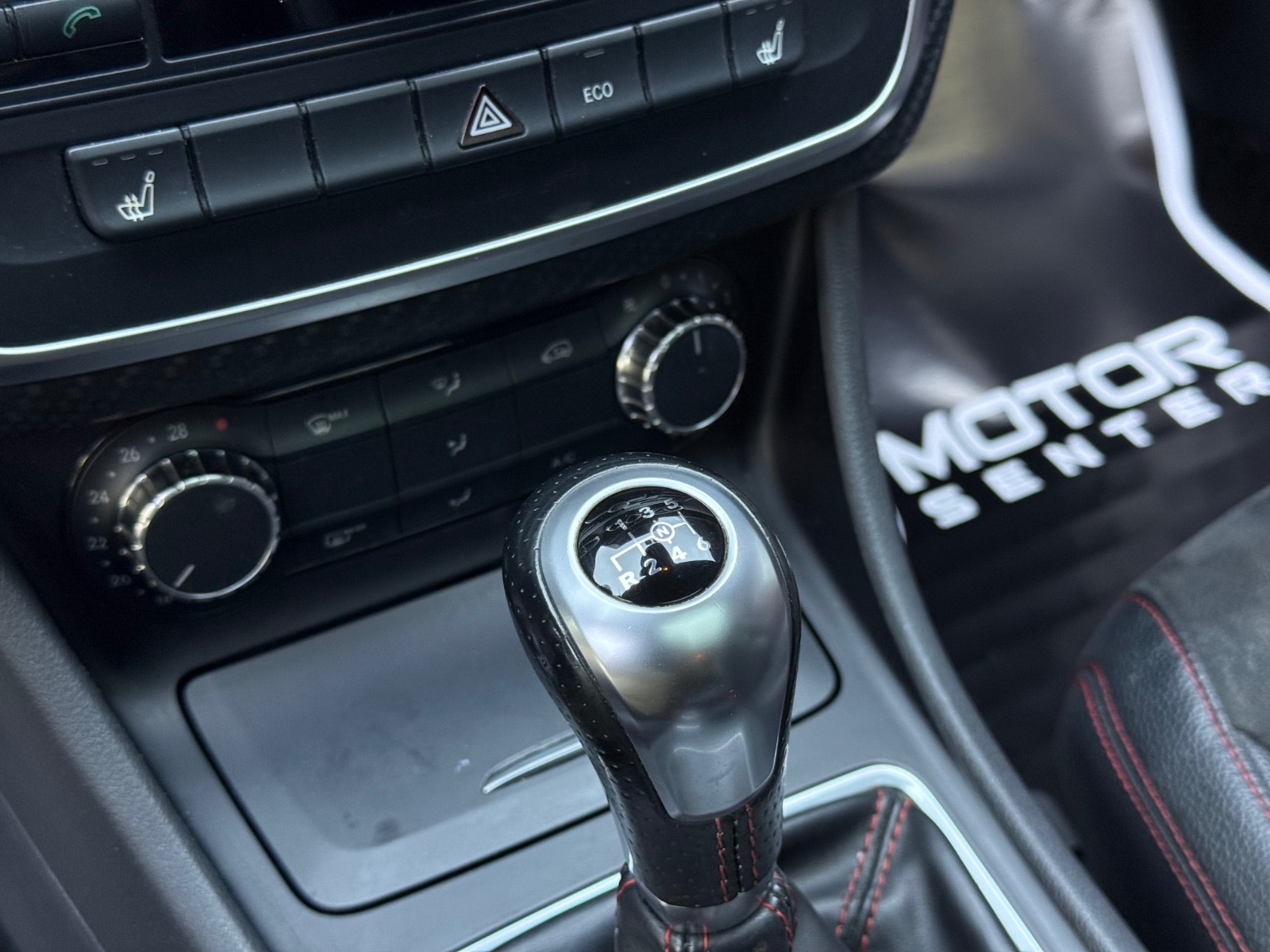 Hovedbilde av Mercedes-Benz A180
