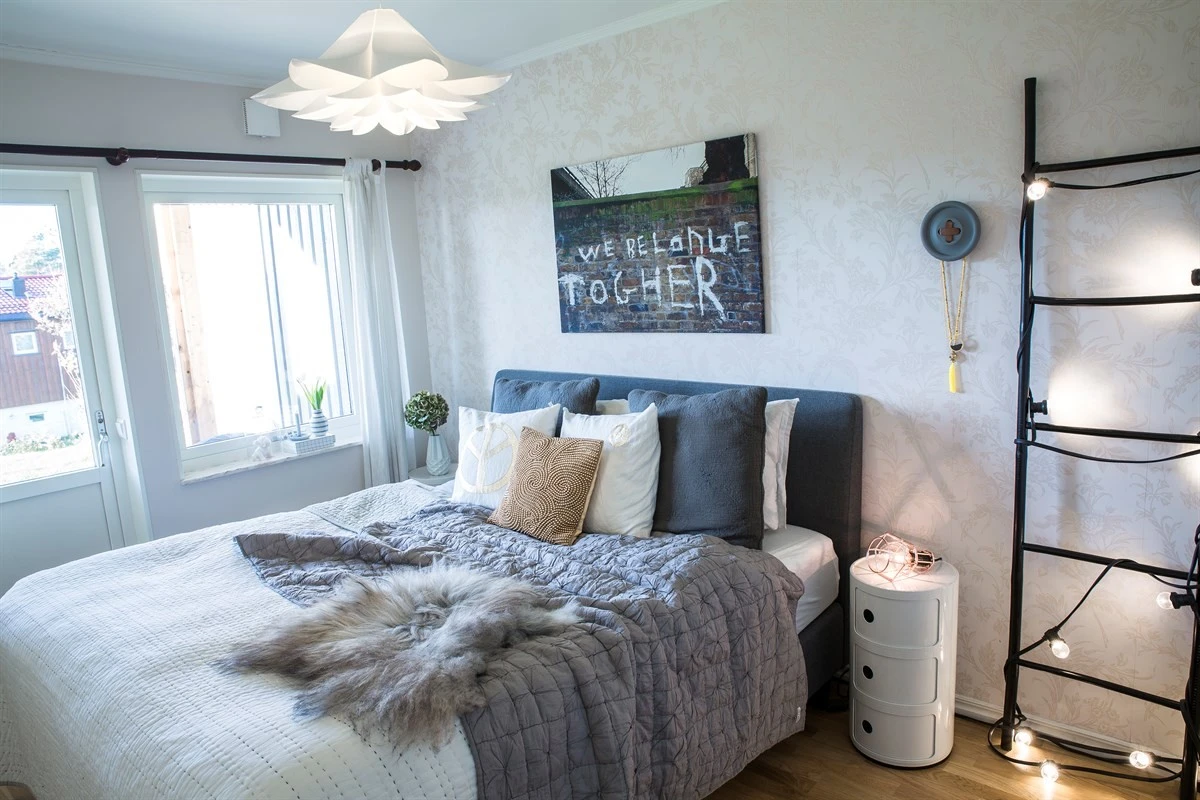 Soverom 2 - Underetasje har walk-in closet/omkledningsrom Galleribilde