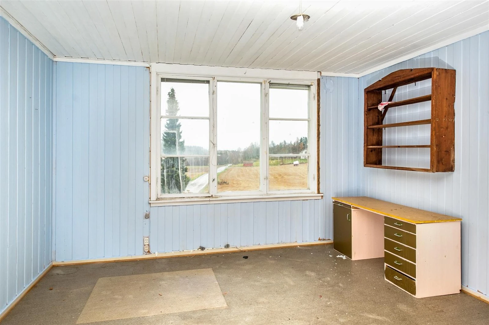 Tidligere soverom i skolebygg Galleribilde