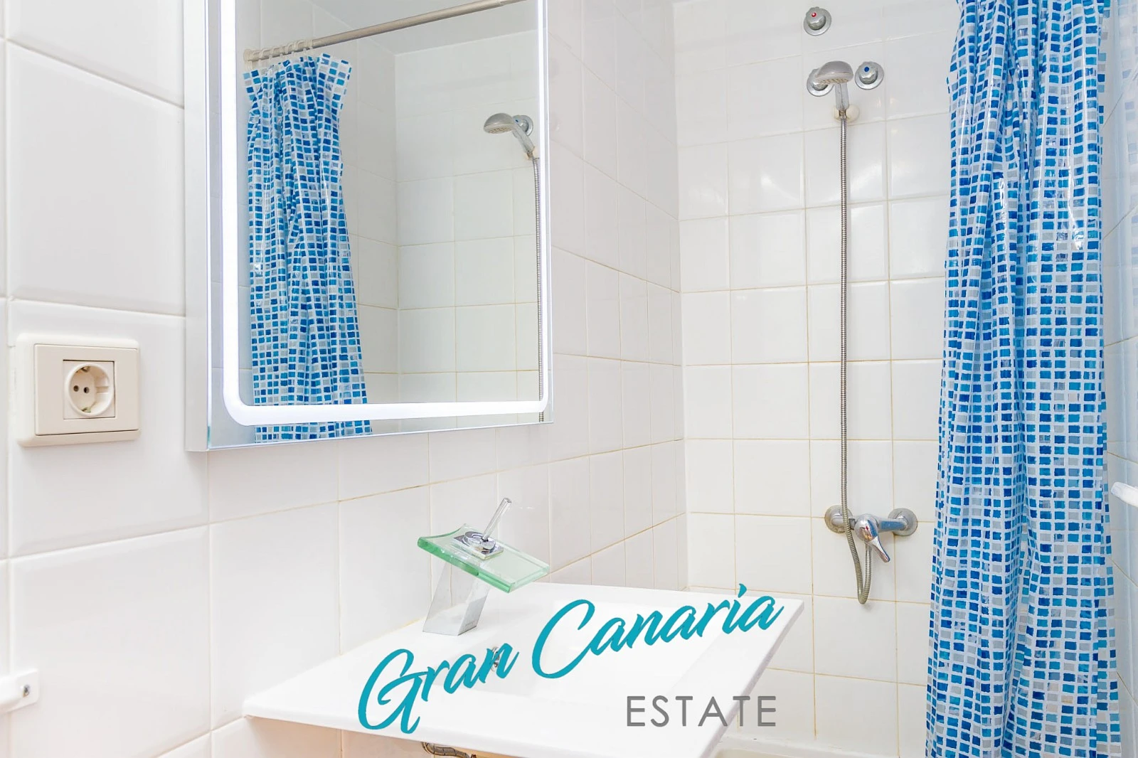 Badet i sokkeletasjen Galleribilde