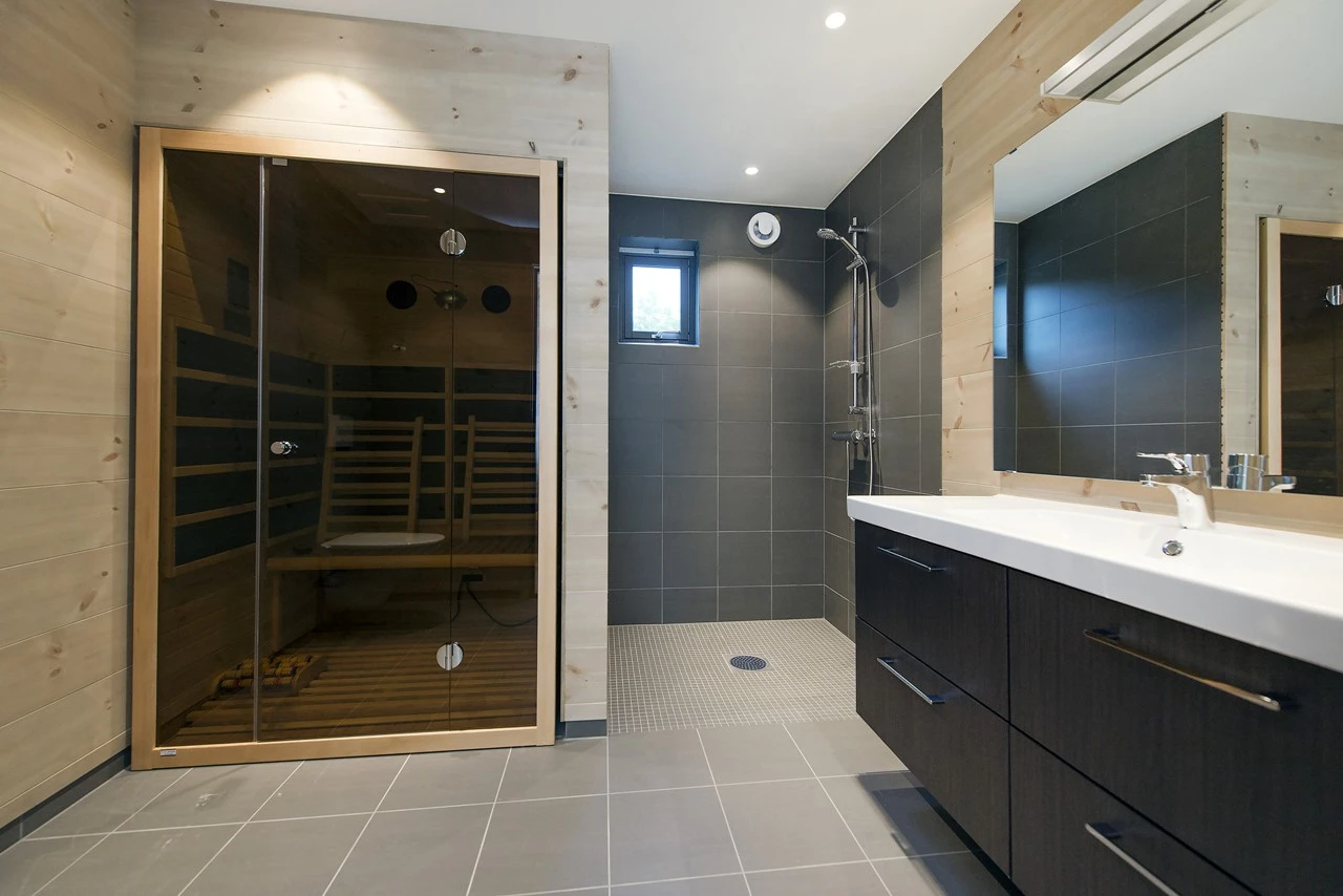 Badet er fra nabohytta Galleribilde