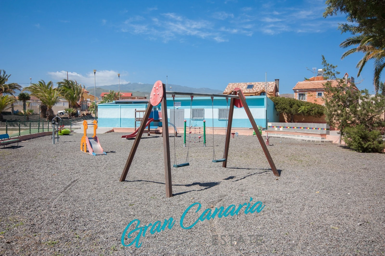 Lekeplass (kun 1 minutt gange) Galleribilde