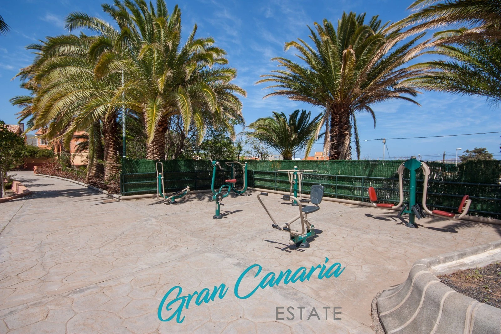 Utendørs treningsapparater for voksne/eldre barn Galleribilde