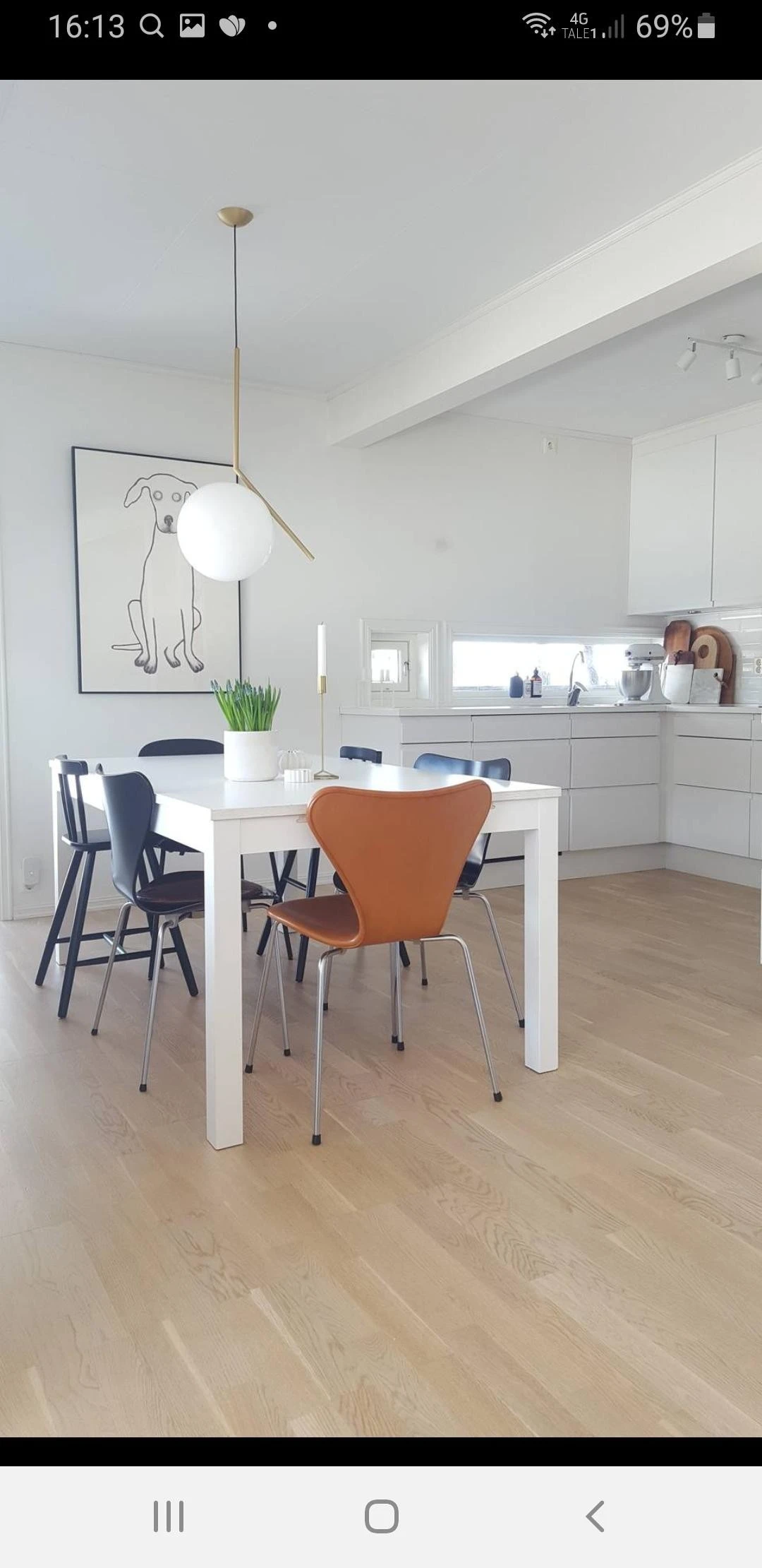 Kjøkken med spiseplass Galleribilde