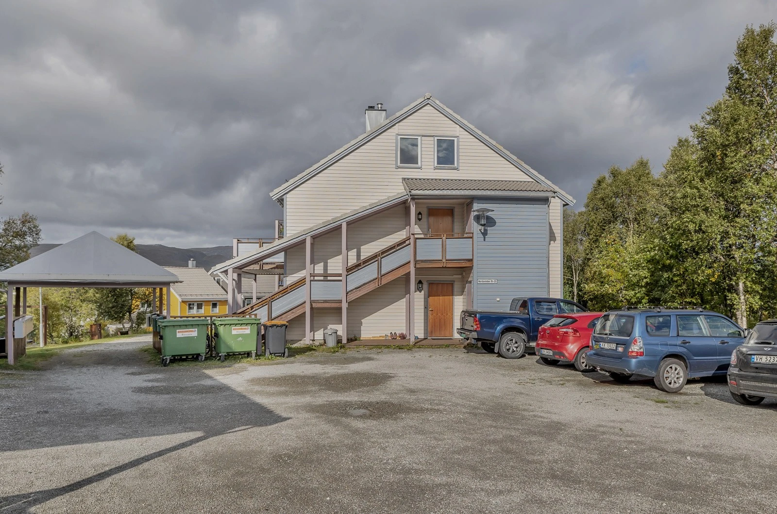 Parkering og gjesteparkering på felles tomt Galleribilde