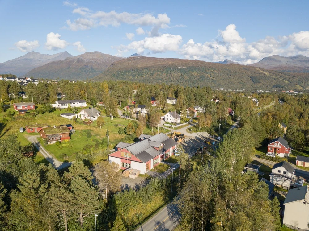 Næringseiendom i dag, med godkjenning for boligprosjekt Galleribilde