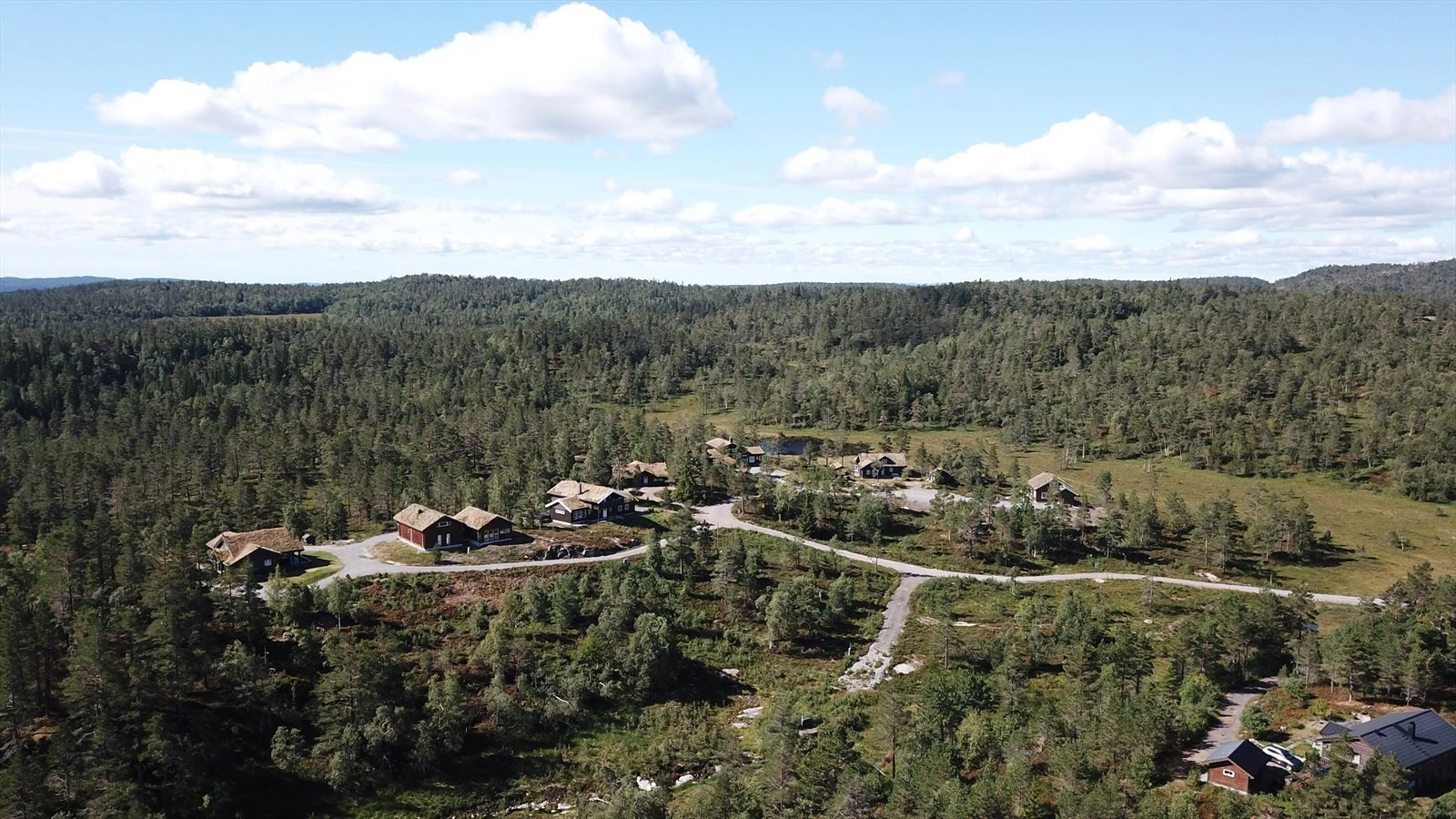 Området byr på fantastiske rekrasjonsmuligheter sommer som vinter Galleribilde
