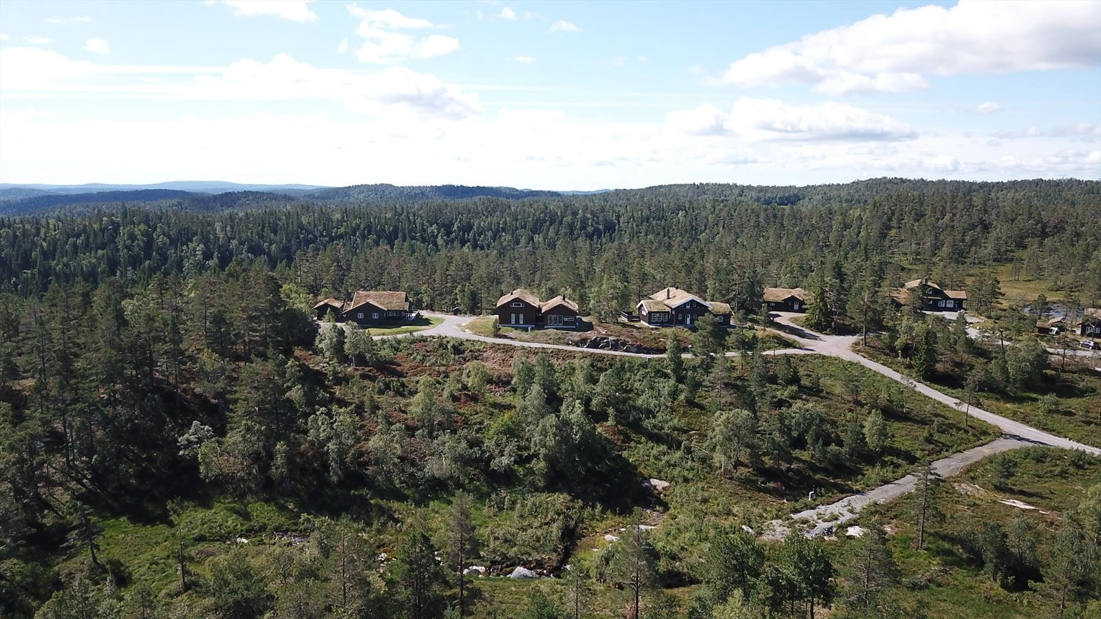 Tomtene leveres med vei, strøm, vann og avløp til tomtegrense Galleribilde