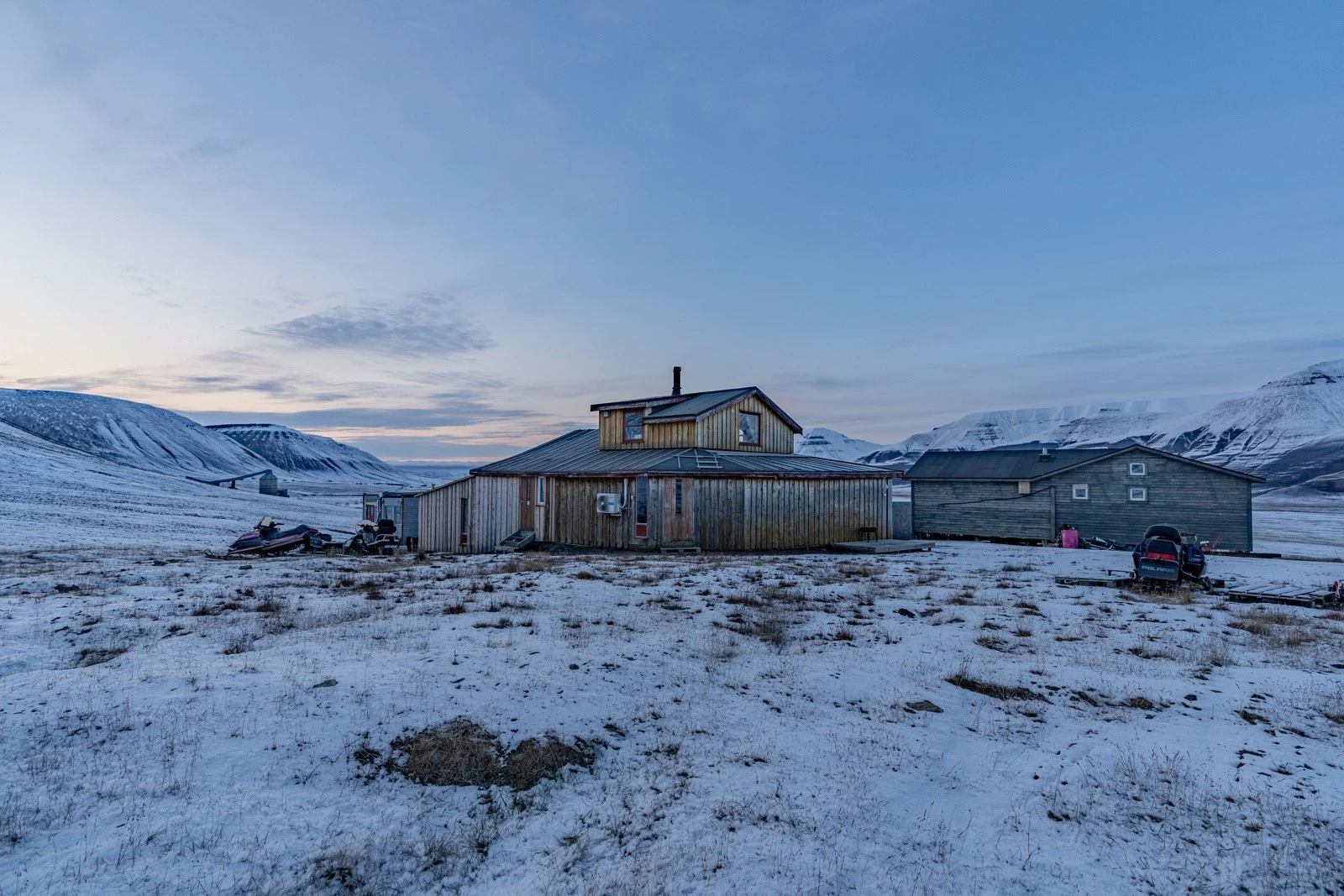Velkommen til Bolterdalen og denne innholdsrike hundegården Galleribilde