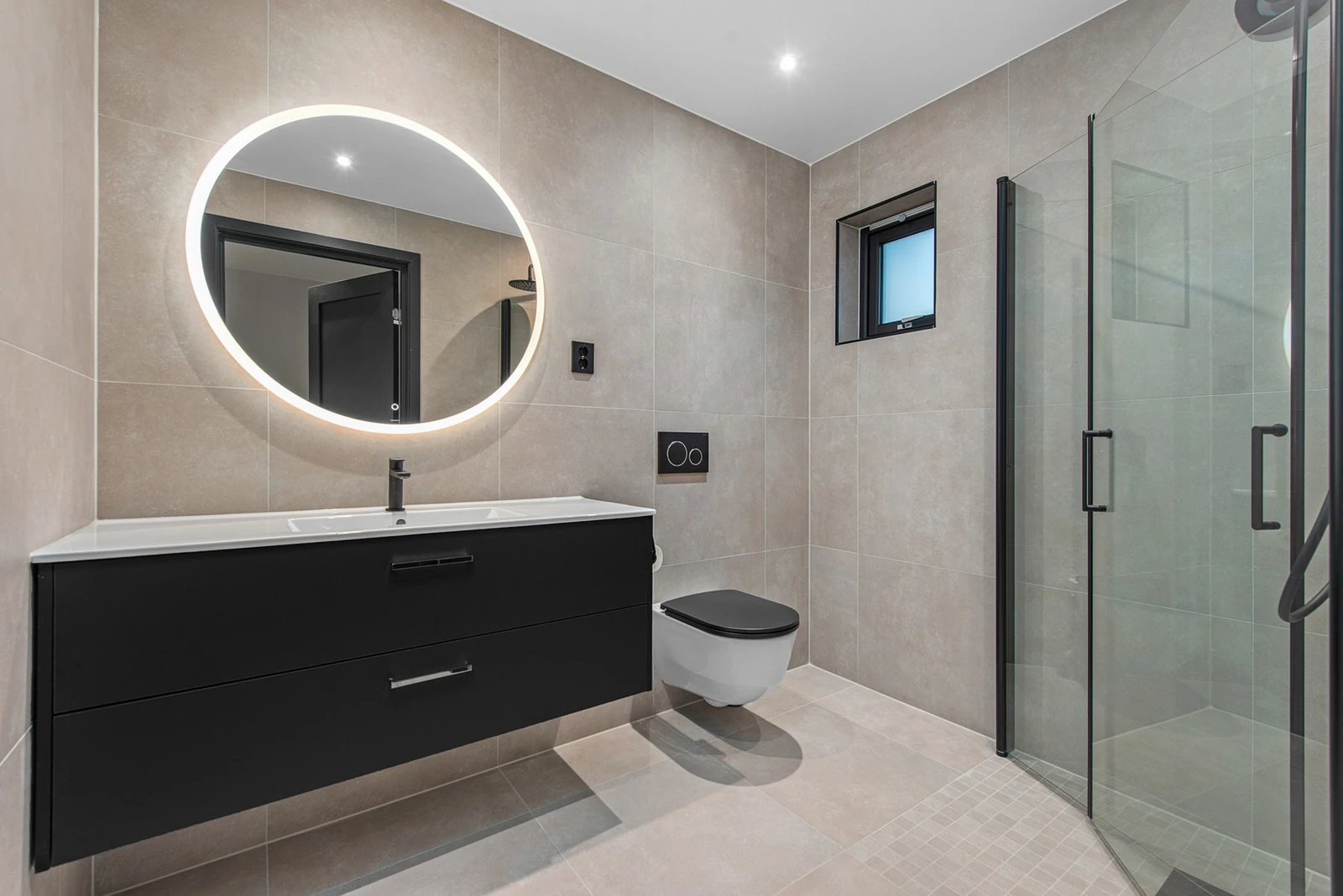 A-collection baderomsinnredning og Tapwell kraner. Galleribilde