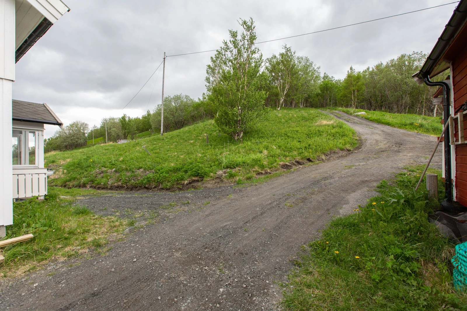 Vei opp til hovedveien Galleribilde