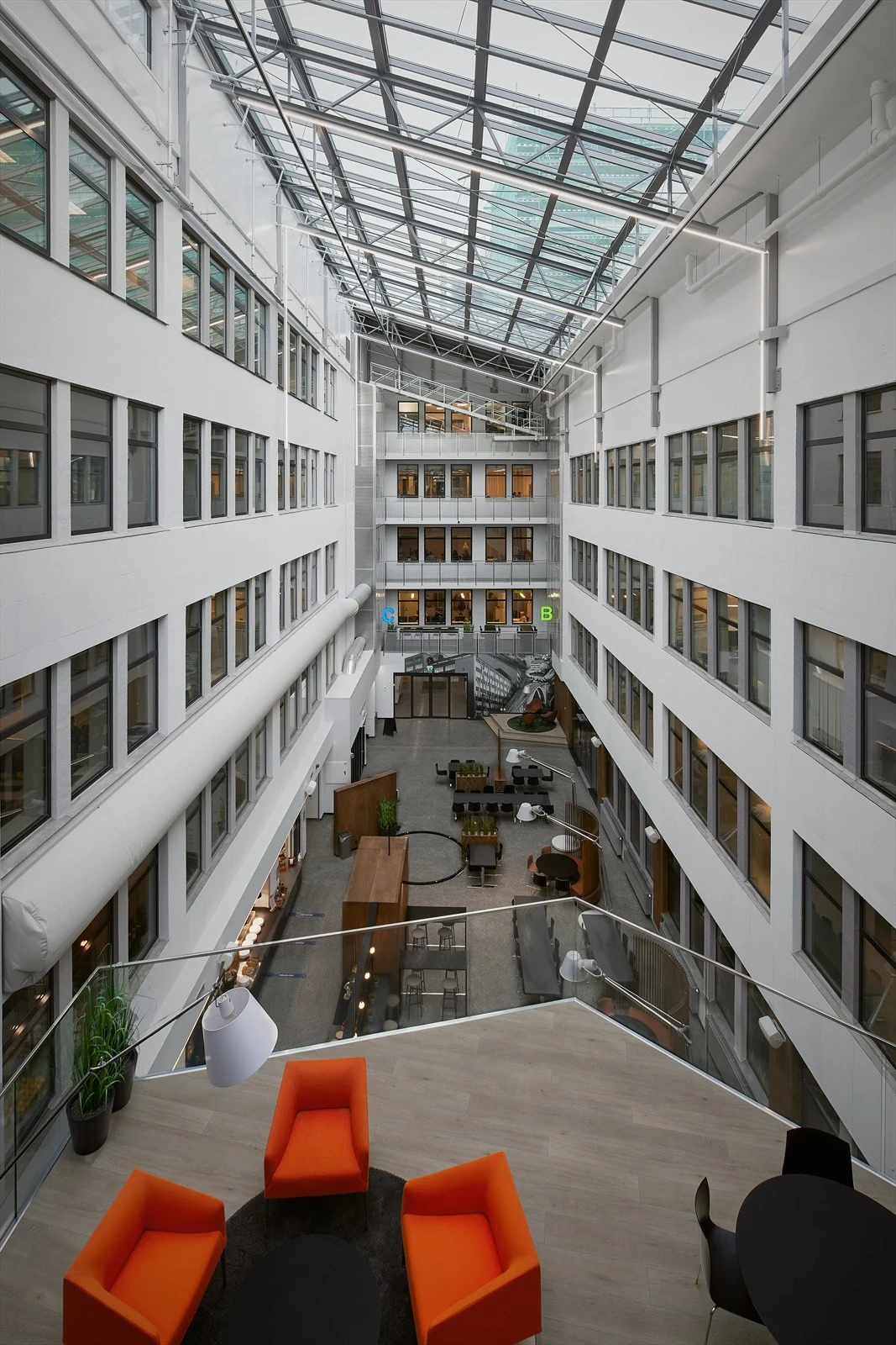 God takhøyde og direkte lysinnslipp Galleribilde