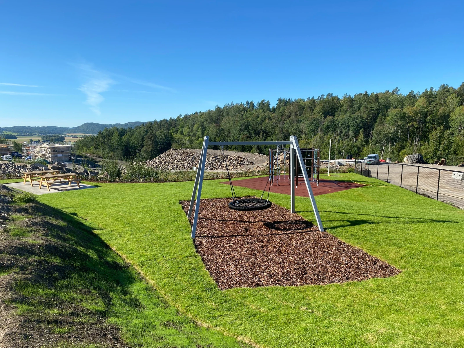 Felles lekeplass for feltet Galleribilde