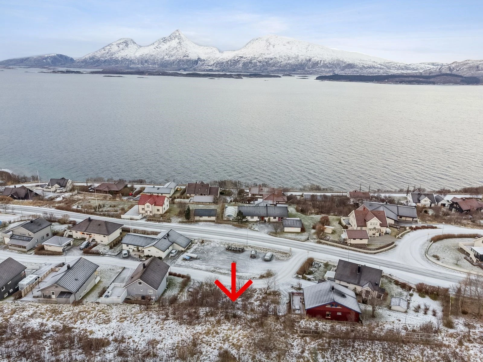 Kontakt oss i dag for mer informasjon og for å avtale en eventuell befaring på tomten. Vi ser frem til å hjelpe deg med å bygge ditt nye drømmehjem. Galleribilde